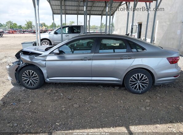 3VWCB7BU2LM055953 2020 VOLKSWAGEN JETTA Серебряный 