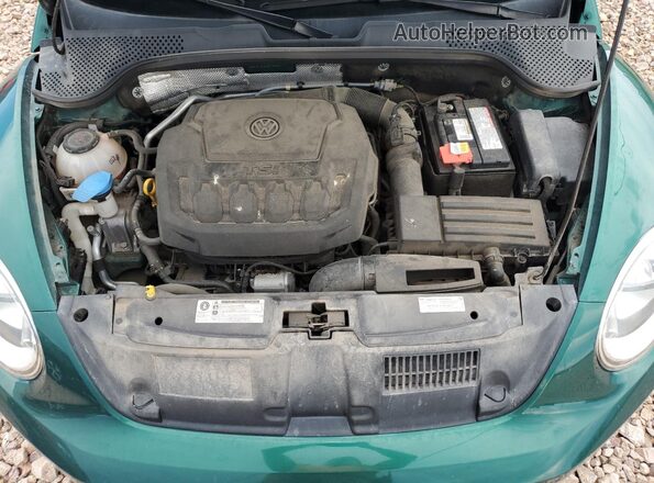 3VWFD7AT3JM710005 2018 VOLKSWAGEN BEETLE Green 