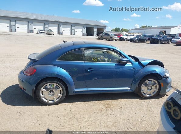 3VWJD7AT8KM718323 2019 VOLKSWAGEN BEETLE Blue 