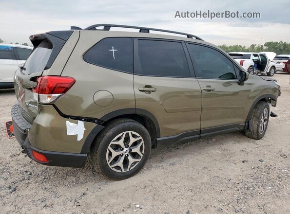 JF2SKADC0RH490646 2024 SUBARU FORESTER Зеленый 