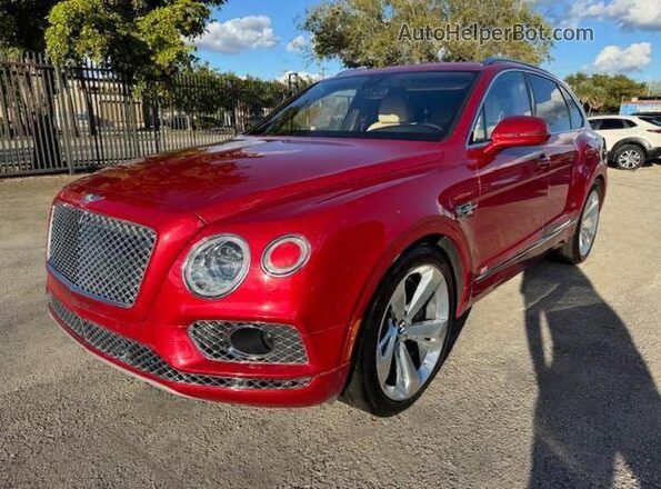SJAAC2ZV1HC014037 2017 BENTLEY BENTAYGA Красный Задняя левая четверть