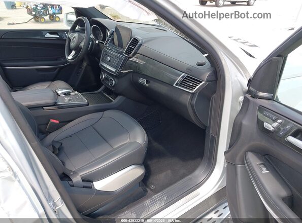 4JGDF7DE6KB224004 2019 MERCEDES-BENZ GLS 550 Silver Front interior view