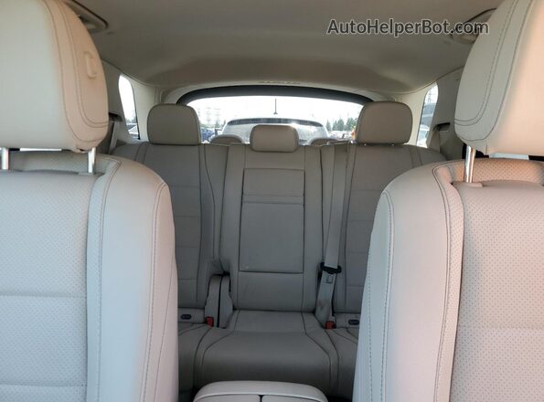 4JGFB4JE2LA106451 2020 MERCEDES-BENZ GLE White Vista de los asientos traseros