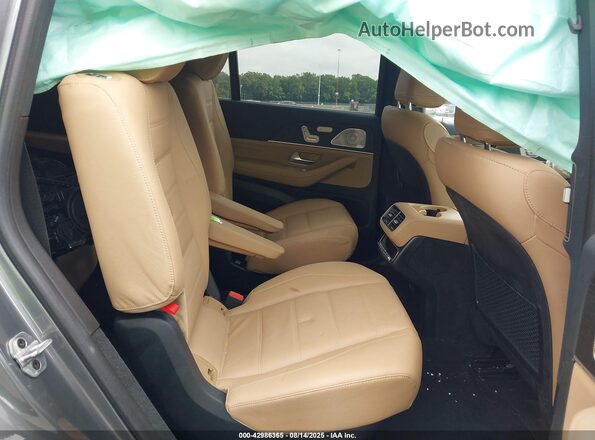 4JGFF5KE4RB239742 2024 MERCEDES-BENZ GLS Gray VIN կոդի պիտակի տեսք