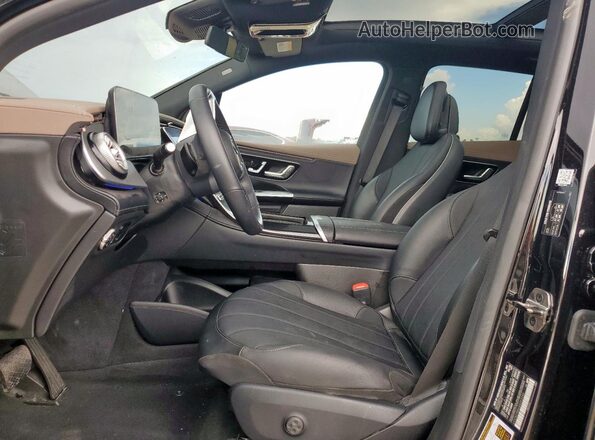 4JGGM2BB6SA065294 2025 MERCEDES-BENZ EQE Black წინა სალონის ხედი