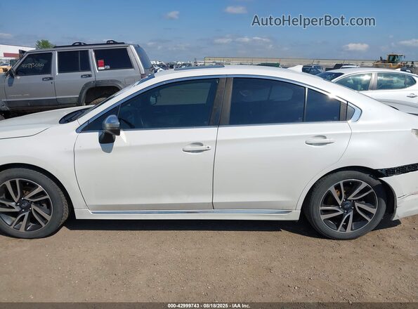 4S3BNAS62K3024223 2019 SUBARU LEGACY White 