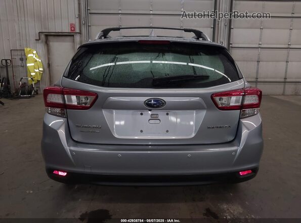 4S3GTAT69J3723065 2018 SUBARU IMPREZA Silver 