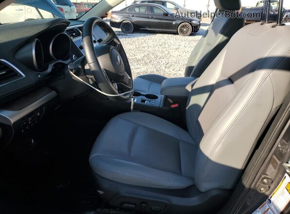4S4BSENC6J3232990 2018 SUBARU OUTBACK Серый 