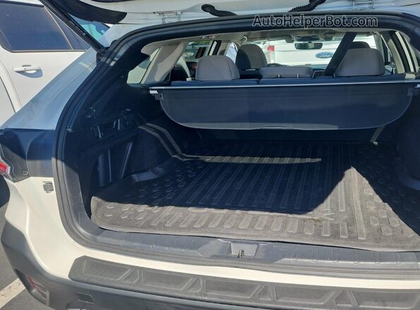 4S4BTADCXN3213775 2022 SUBARU OUTBACK  Widok tylnych siedzeń