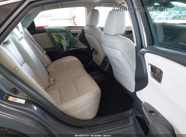 4T1BK1EB8JU283305 2018 TOYOTA LE Gray 