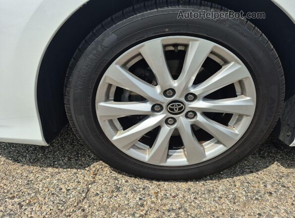 4T1C11AK9LU385809 2020 TOYOTA LE  Vista tres cuartos delantera izquierda
