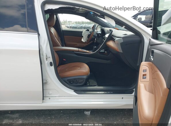 4T1D21FB4LU015779 2020 TOYOTA LIMITED White 