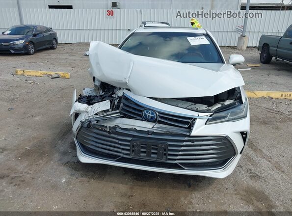 4T1D21FB4LU015779 2020 TOYOTA LIMITED White 
