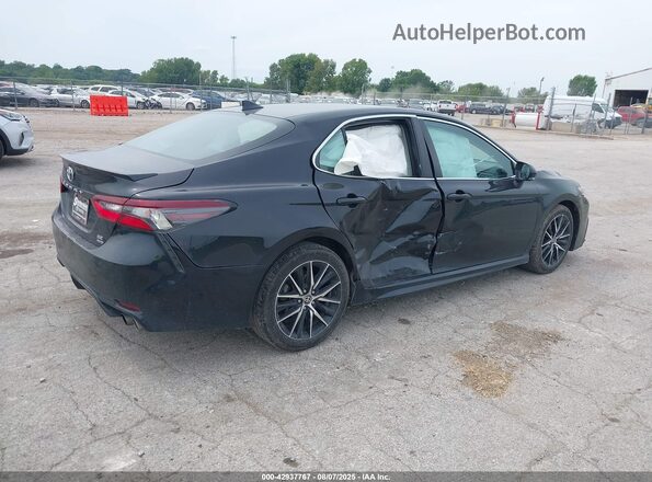 4T1G11BK2MU046018 2021 TOYOTA CAMRY Black Հետևի աջ