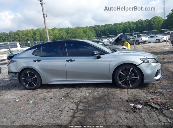 4T1K61AK2LU374650 2020 TOYOTA CAMRY Silver სალონის 360-გრადუსიანი ხედი