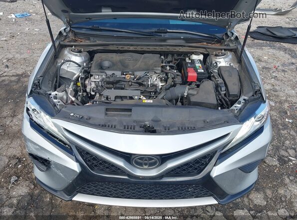 4T1K61AK2LU374650 2020 TOYOTA CAMRY Silver უკანა ხედი