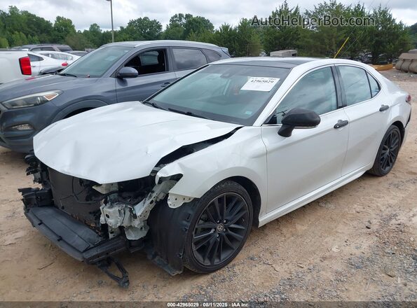 4T1K61AKXMU563161 2021 TOYOTA CAMRY White Առջևի ձախ երեք քառորդ տեսարան