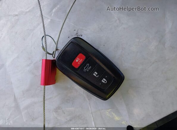 4T3D6RFV3MU040856 2021 TOYOTA LIMITED Серебряный 