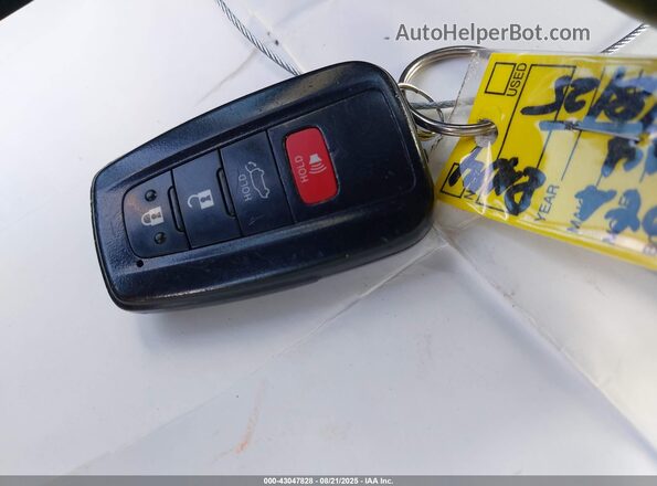 4T3E6RFV4MU037274 2021 TOYOTA RAV4 HYBRID Silver Widok deski rozdzielczej