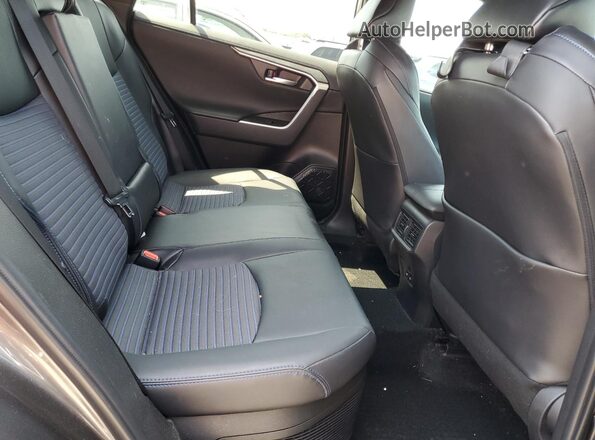 4T3E6RFV8NU085085 2022 TOYOTA RAV4 Gray Widok wnętrza z tyłu
