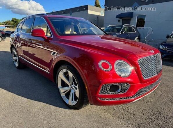 SJAAC2ZV1HC014037 2017 BENTLEY BENTAYGA Красный Вид спереди