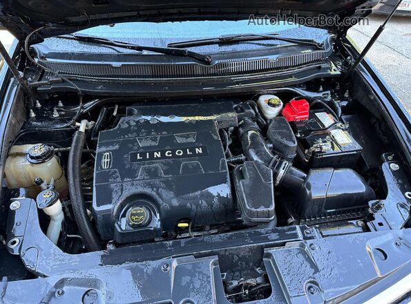 2LMHJ5NK7JBL02473 2018 LINCOLN MKT Black Вид салону спереду