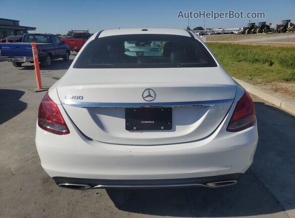 55SWF4JB8JU238146 2018 MERCEDES-BENZ C White 