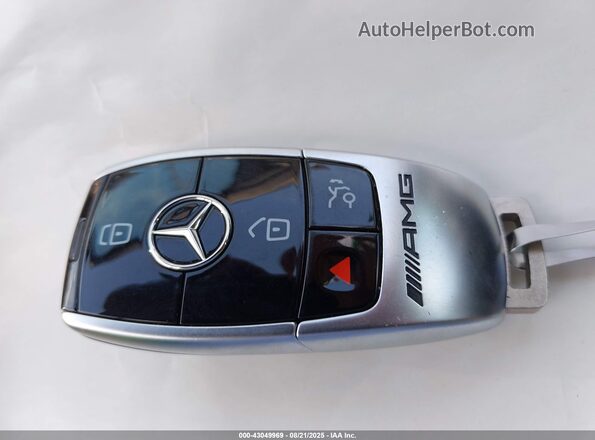 55SWF8HB7LU330848 2020 MERCEDES-BENZ C Green Vista del salpicadero