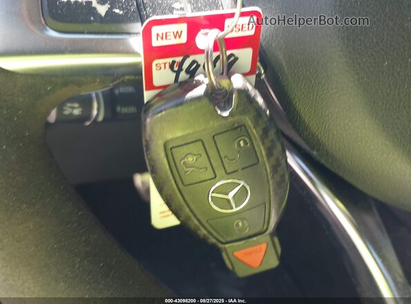 55SWF8HB9GU126915 2016 MERCEDES-BENZ AMG C 63 Белый Вид панели приборов