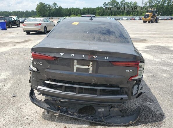 7JRL12TL1RG282490 2024 VOLVO S60 Charcoal Vista interior delantera
