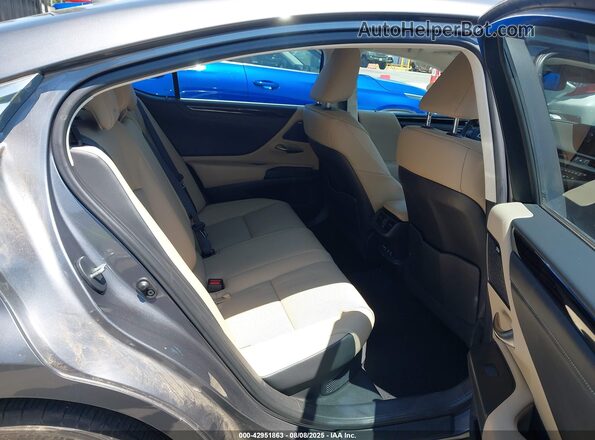 58AD21B14LU004965 2020 LEXUS ES 300H Gray Widok naklejki z numerem VIN