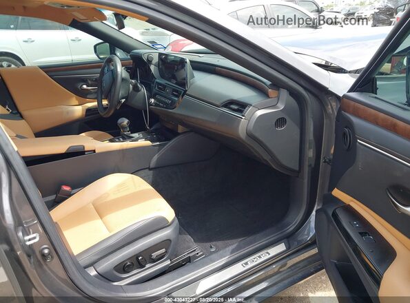 58ADA1C17PU027891 2023 LEXUS ES 300H Gray Widok wnętrza z przodu
