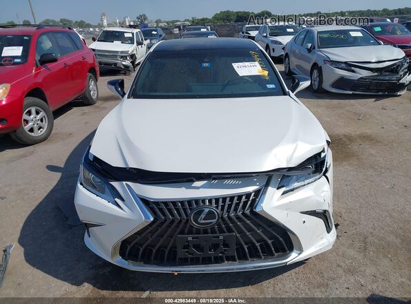 58ADZ1B15RU164017 2024 LEXUS ES Белый Вид щитка приборов