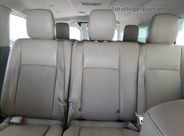 5BZAF0AAXJN853083 2018 NISSAN NV Белый 