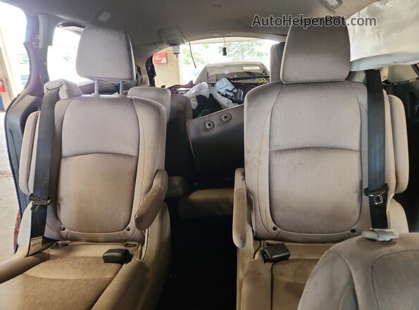 5FNRL6H52JB105563 2018 HONDA ODYSSEY Maroon 