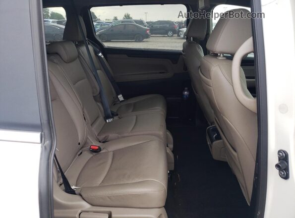 5FNRL6H72JB061033 2018 HONDA ODYSSEY Белый 