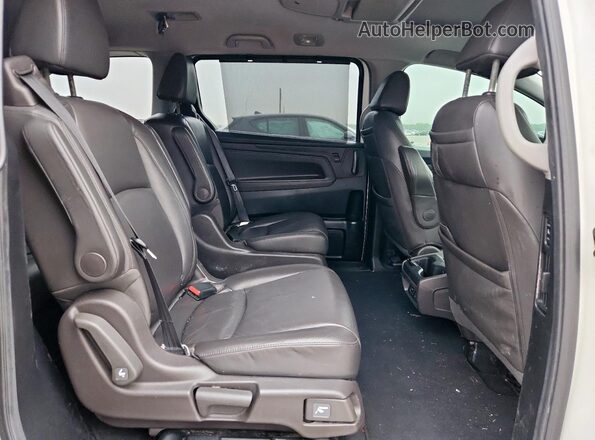 5FNRL6H85JB048995 2018 HONDA ODYSSEY White 