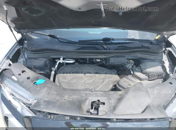 5FPYK3F1XMB015490 2021 HONDA RIDGELINE Silver Rear view