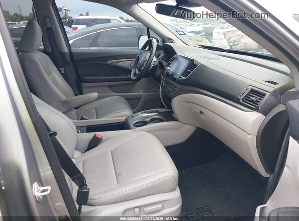5FPYK3F72MB003645 2021 HONDA RIDGELINE Gray Vista interior delantera