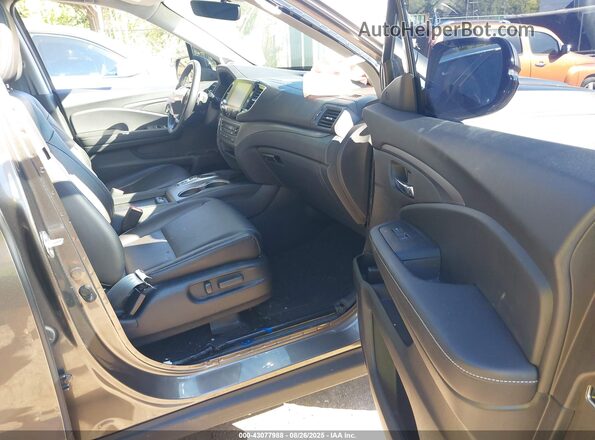 5FPYK3F74MB004599 2021 HONDA RIDGELINE Tan Вид салону спереду