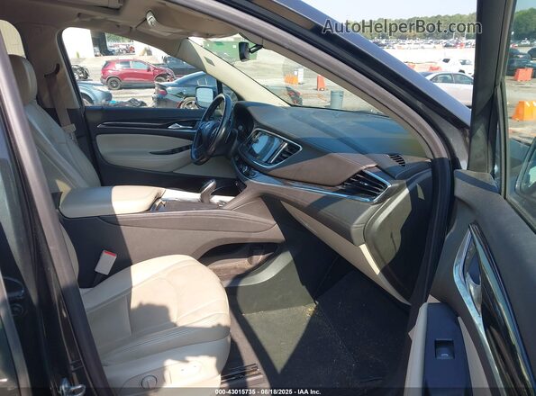 5GAERBKW7LJ324149 2020 BUICK ENCLAVE Green Widok wnętrza z przodu