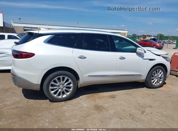 5GAEVBKW8MJ266176 2021 BUICK ENCLAVE White Vista interior trasera