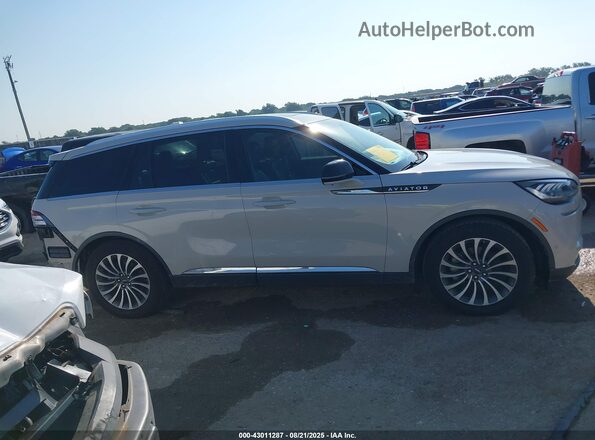 5LM5J7WC8LGL20040 2020 LINCOLN AVIATOR Tan სალონის 360-გრადუსიანი ხედი