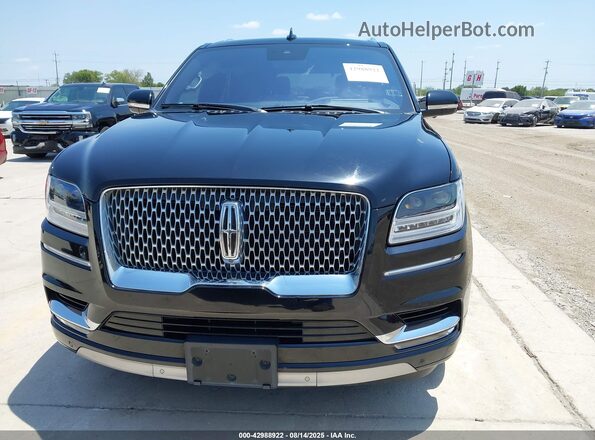 5LMJJ2KT7LEL10246 2020 LINCOLN NAVIGATOR Black Rear interior view