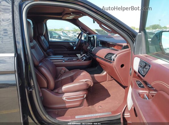 5LMJJ2TT1JEL12652 2018 LINCOLN NAVIGATOR Black Front interior view