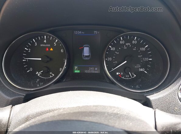 5N1AT2MV2JC774808 2018 NISSAN ROGUE Green 