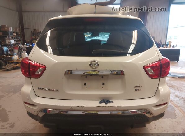 5N1DR2MM5JC635212 2018 NISSAN PATHFINDER White 