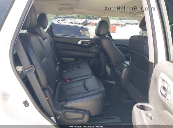 5N1DR2MN6HC675690 2017 NISSAN PATHFINDER White Widok naklejki z numerem VIN