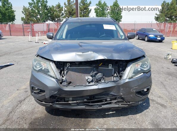 5N1DR2MN7HC903082 2017 NISSAN PATHFINDER Gray Vista interior trasera