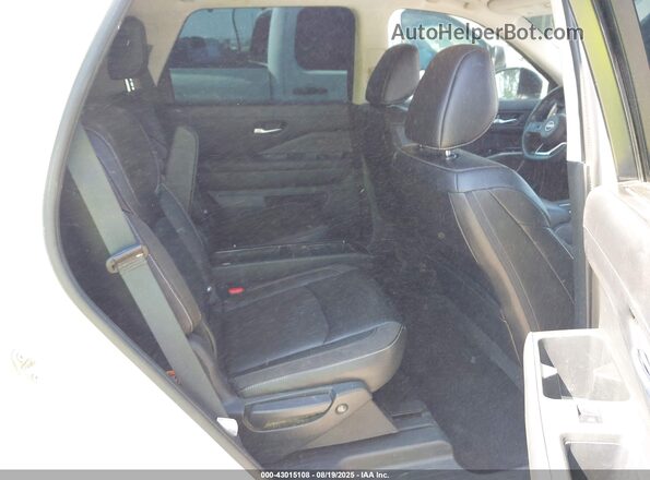 5N1DR3CB7RC227165 2024 NISSAN PATHFINDER Белый 